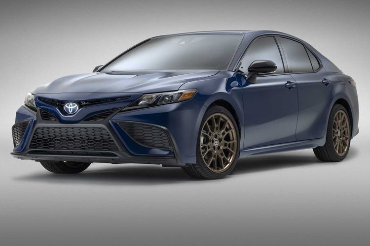 Sewa Mobil Surabaya Terbaik Paling Murah