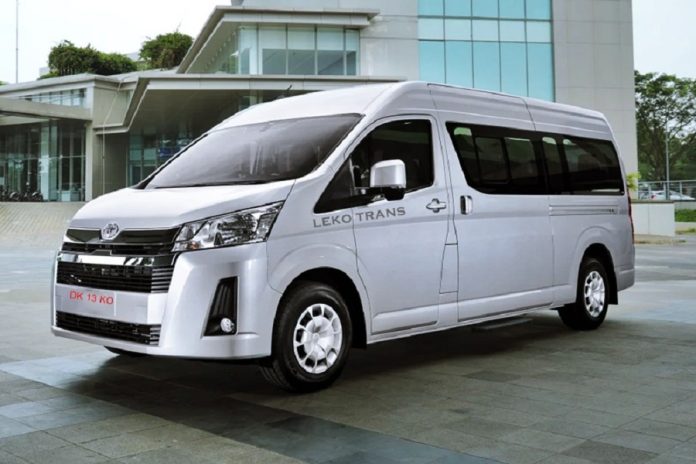 Sewa Hiace Premio Semarang