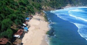 Pantai di Sekitar Solo