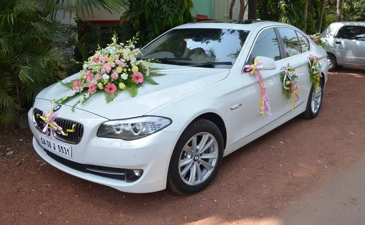 Sewa Mobil Pengantin Mewah