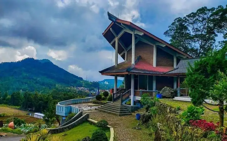 Wisata Edukatif di Dieng Plateau Theater Melalui Tayangan Visual Menarik